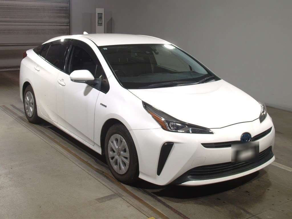 2019 Toyota Prius ZVW51[2]