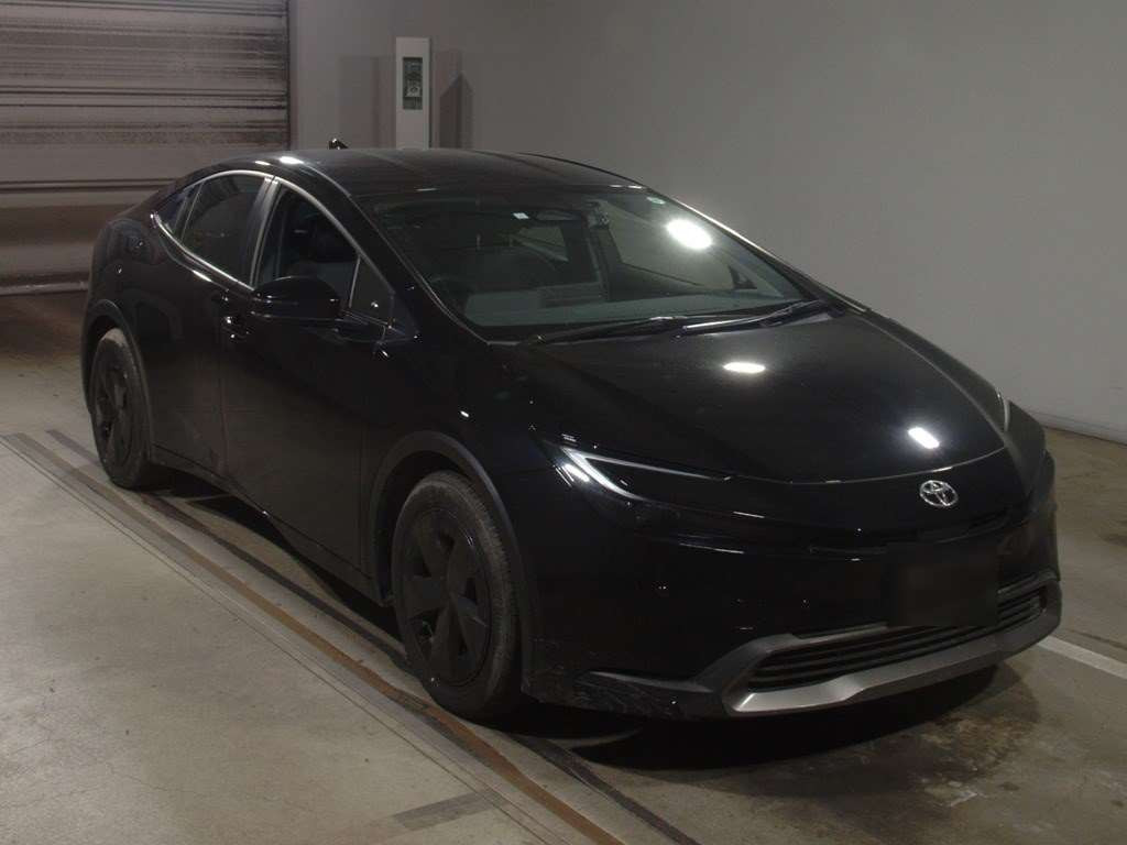 2023 Toyota Prius ZVW60[2]