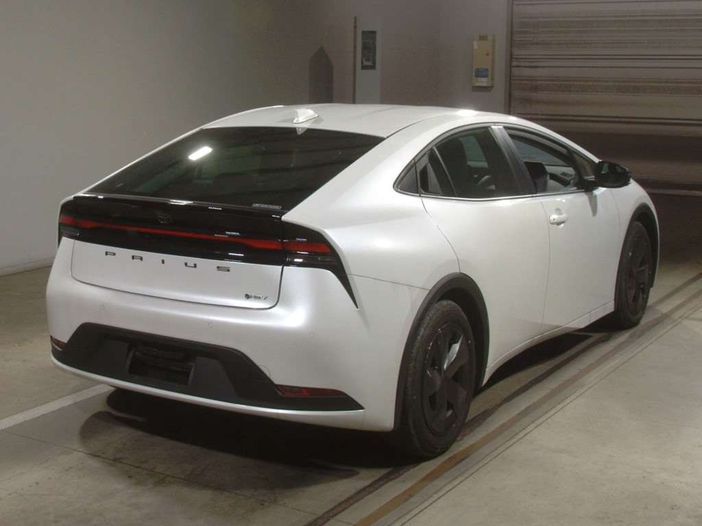 2023 Toyota Prius ZVW60[1]