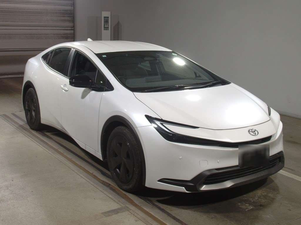 2023 Toyota Prius ZVW60[2]