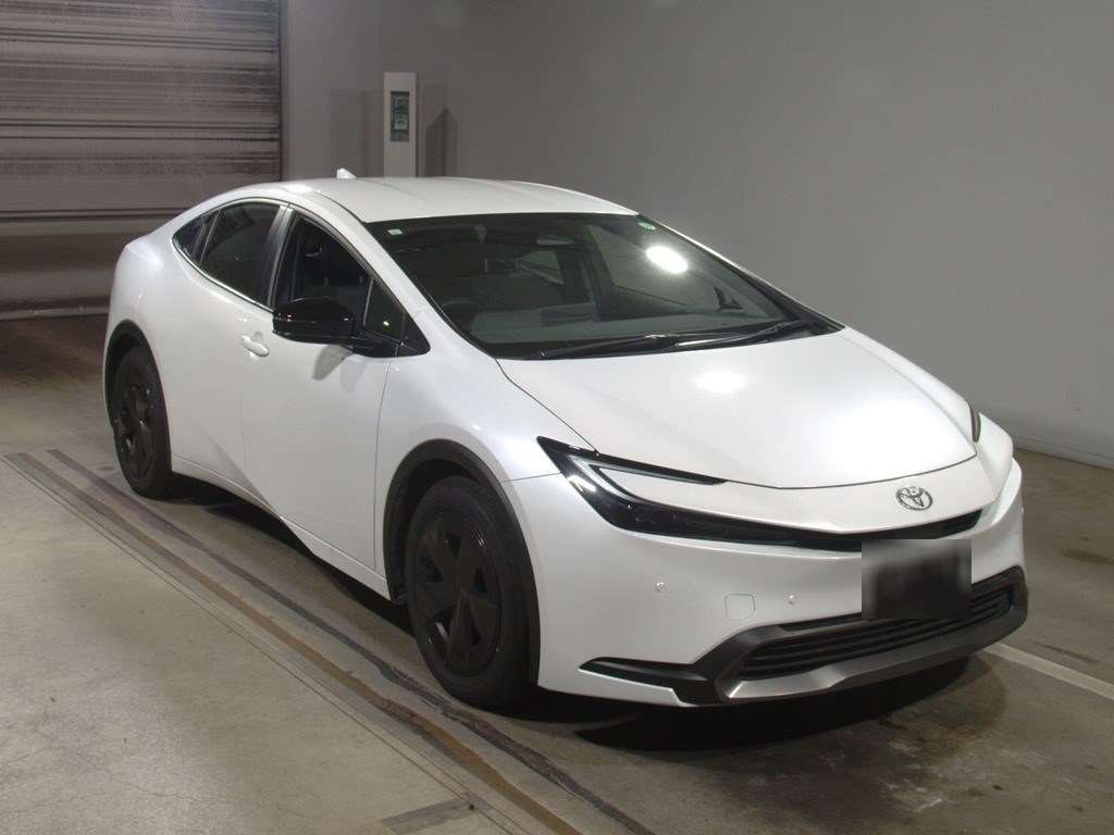 2023 Toyota Prius ZVW60[2]