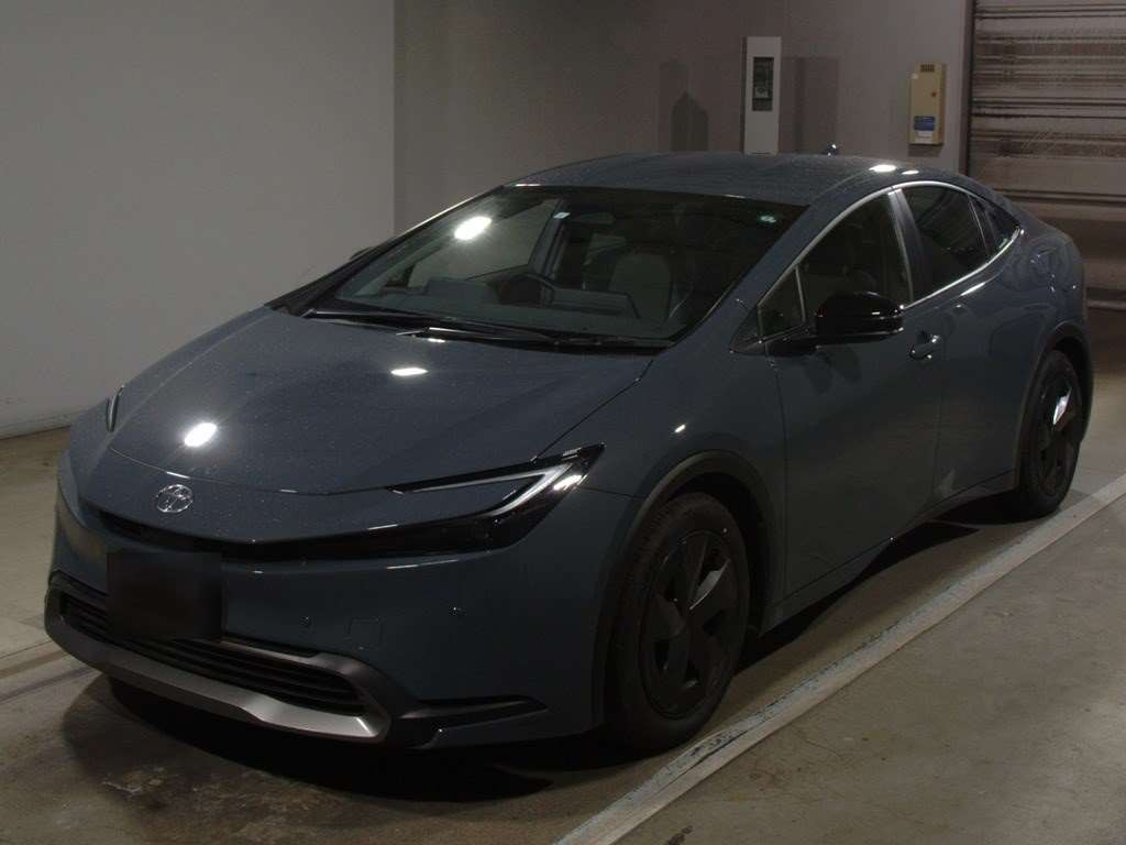 2023 Toyota Prius ZVW60[0]