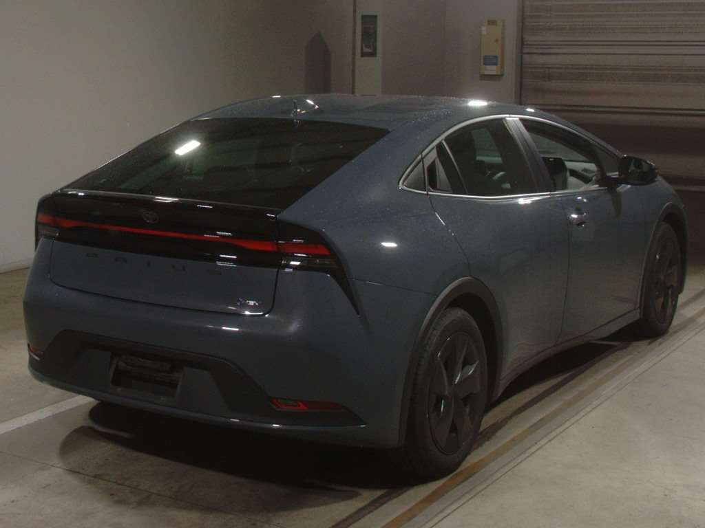 2023 Toyota Prius ZVW60[1]