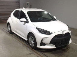 2021 Toyota YARIS