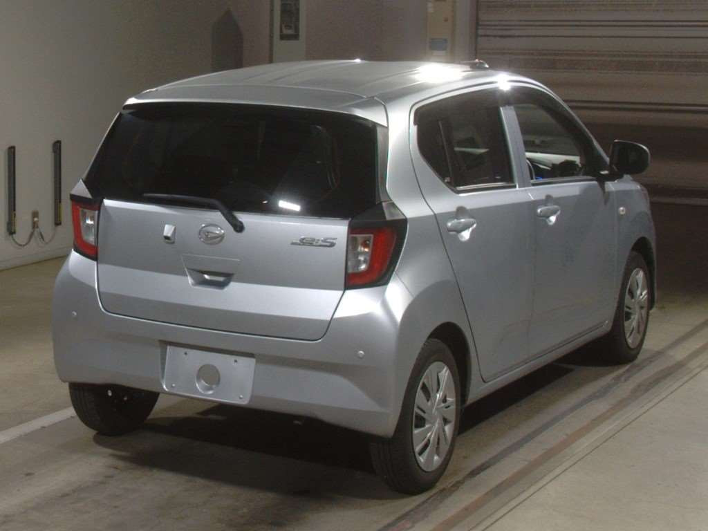 2022 Daihatsu Mira es LA350S[1]