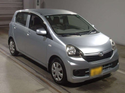 2014 Daihatsu Mira es