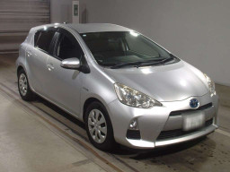 2013 Toyota Aqua