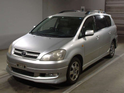 2001 Toyota Ipsum