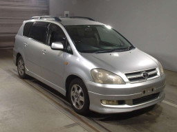 2001 Toyota Ipsum