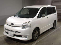 2009 Toyota Voxy