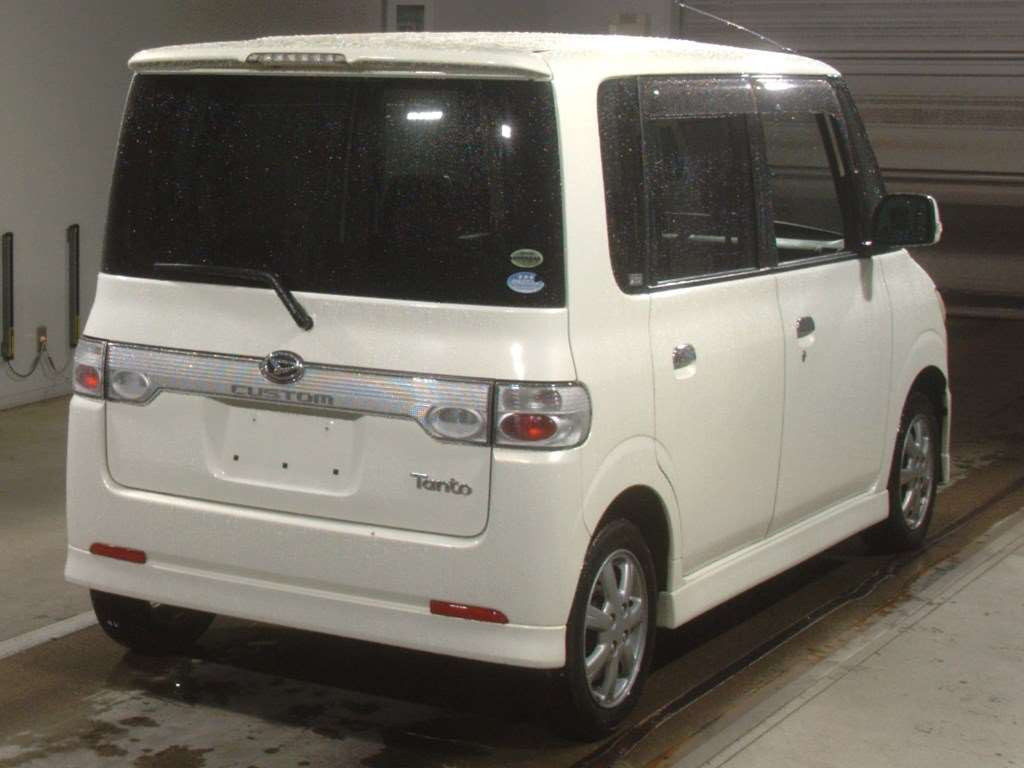 2005 Daihatsu Tanto Custom L350S[1]