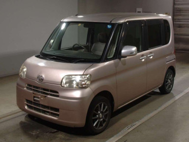 2011 Daihatsu Tanto