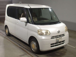 2009 Daihatsu Tanto