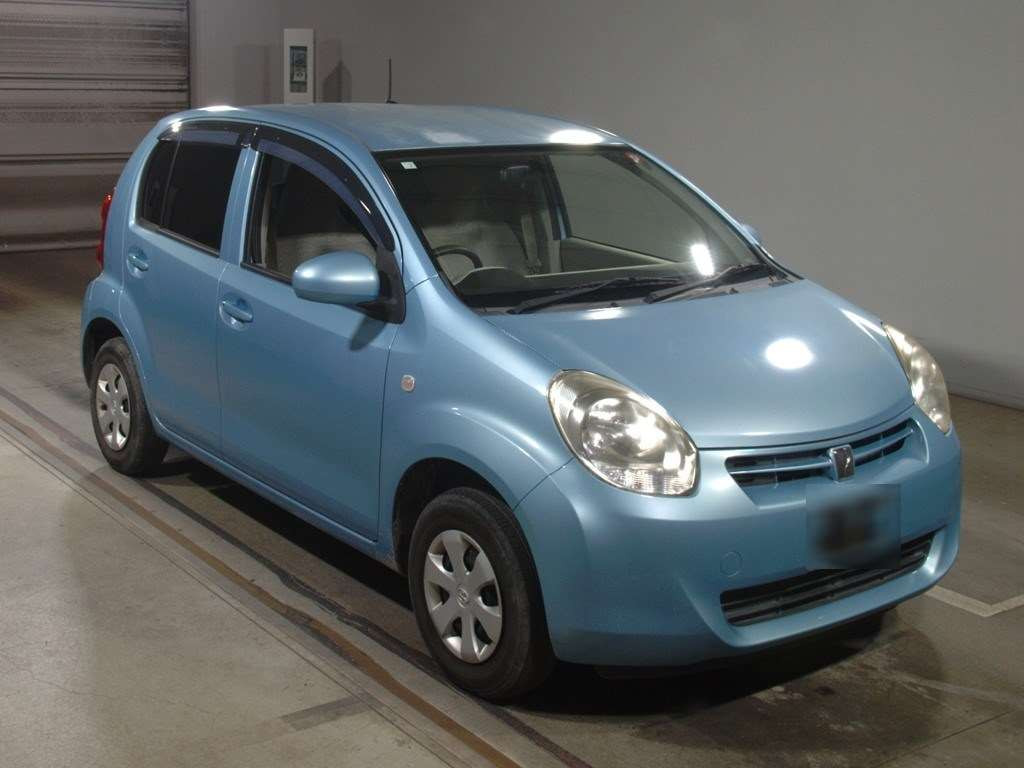 2012 Toyota Passo KGC30[2]