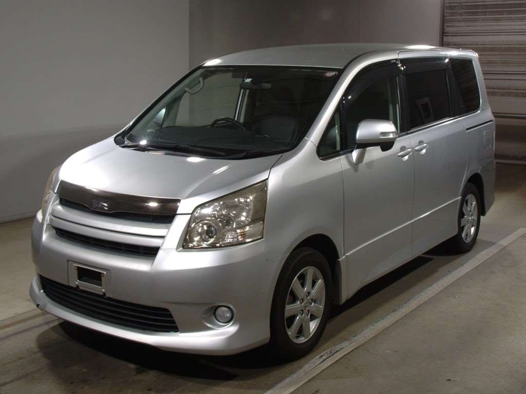 2008 Toyota Noah ZRR70W[0]