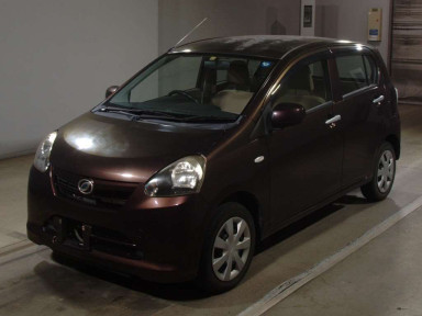 2011 Daihatsu Mira es