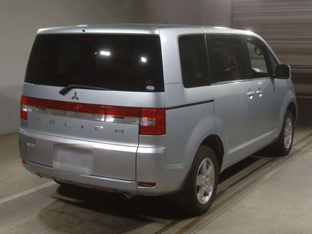 2007 Mitsubishi Delica D5 CV5W[1]