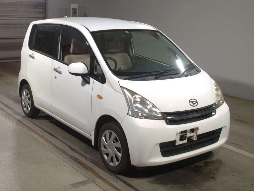 2012 Daihatsu Move LA100S[2]