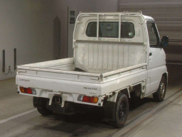 2000 Mitsubishi Minicab Truck