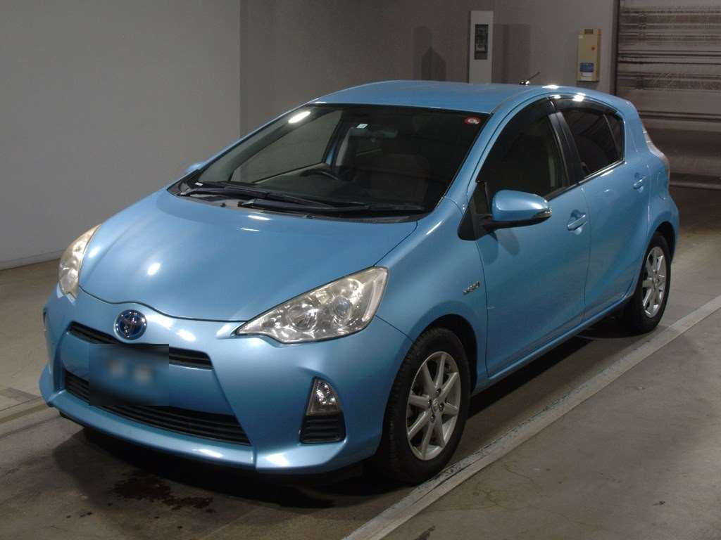 2012 Toyota Aqua NHP10[0]