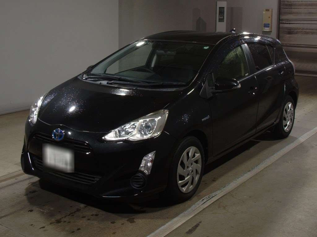 2015 Toyota Aqua NHP10[0]