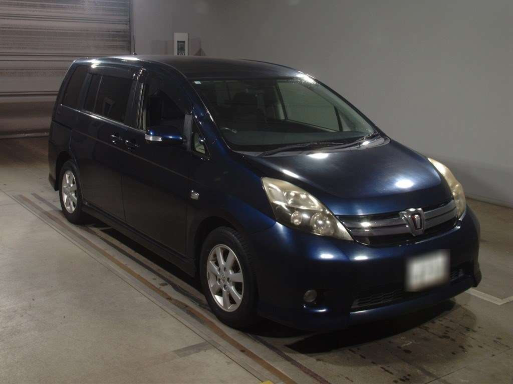 2012 Toyota Isis ZGM10W[2]