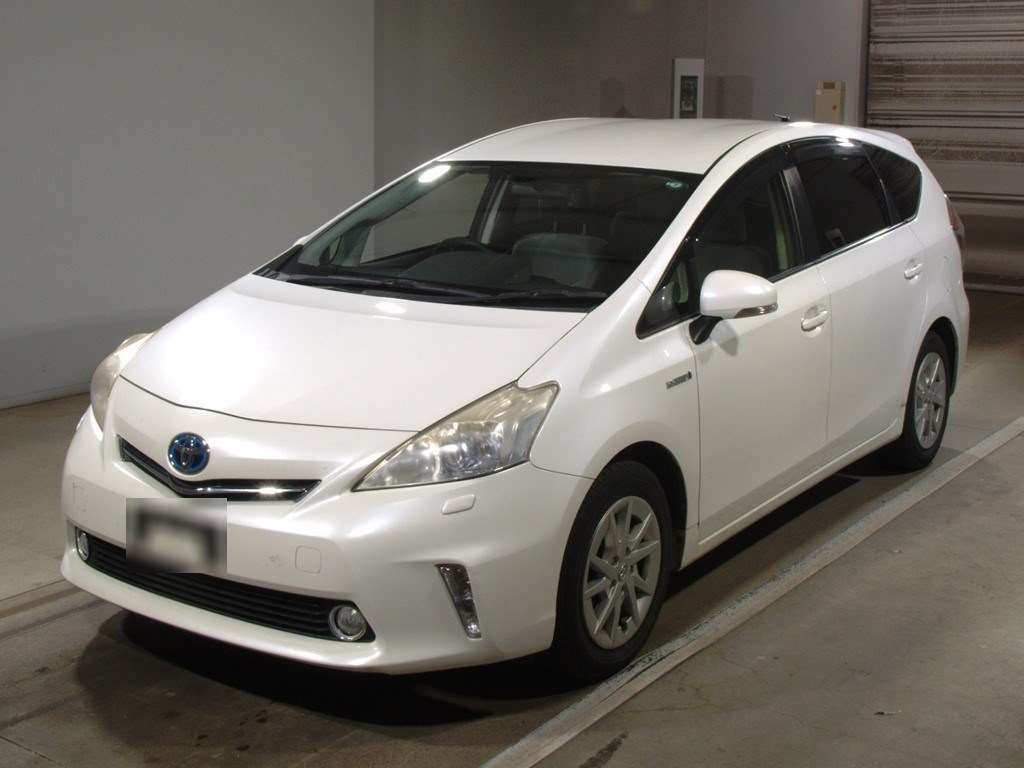 2012 Toyota Prius alpha ZVW41W[0]