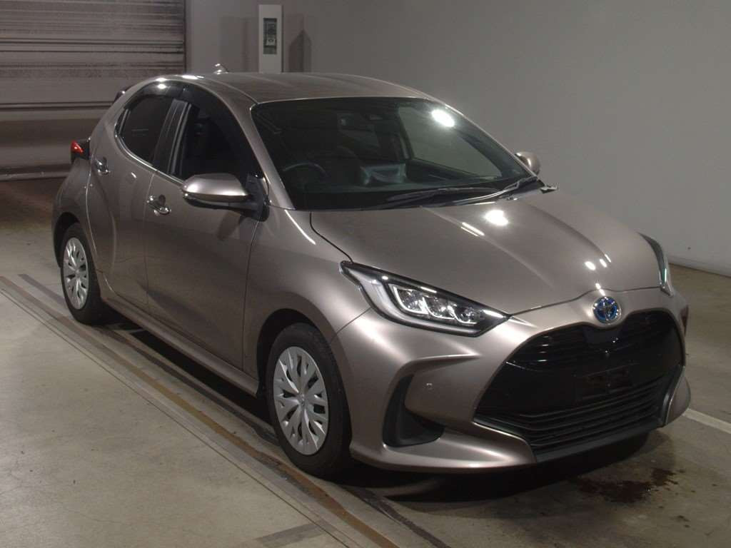 2021 Toyota YARIS MXPH10[2]