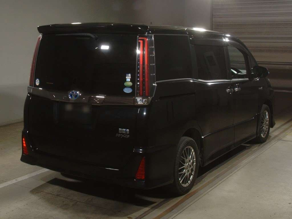 2019 Toyota Noah ZWR80W[1]