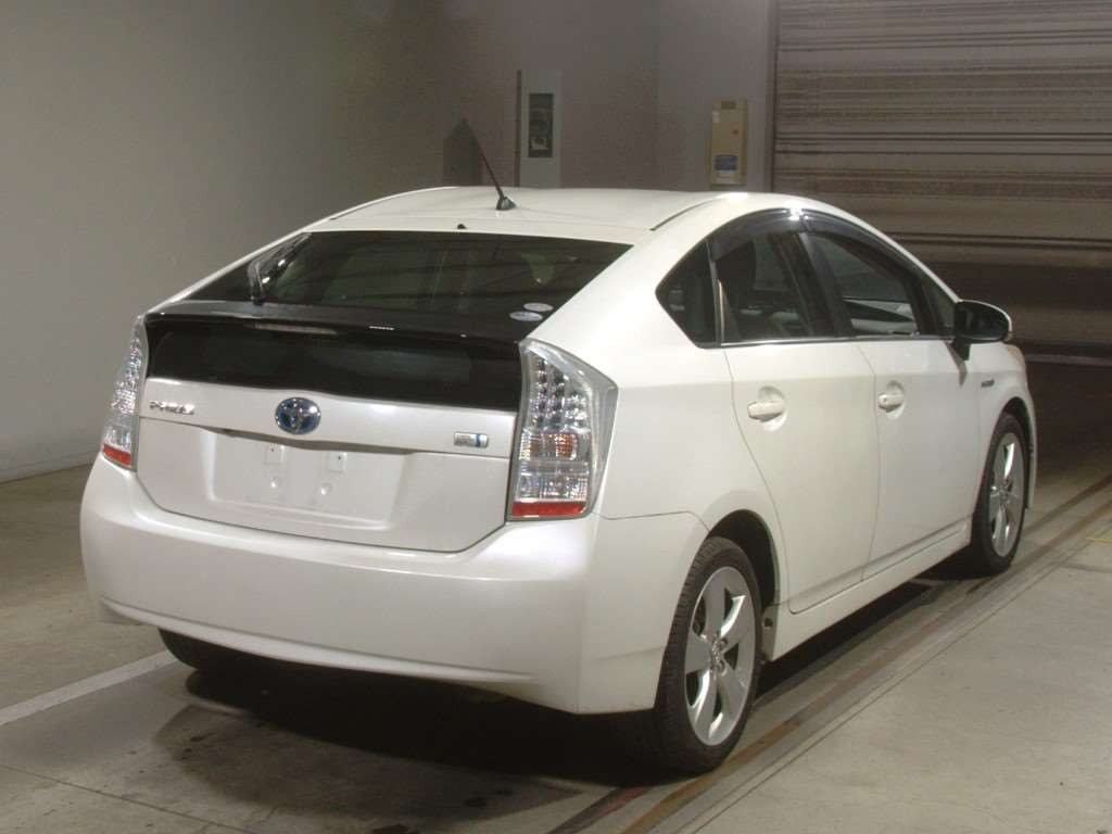 2011 Toyota Prius ZVW30[1]