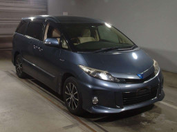 2013 Toyota Estima Hybrid