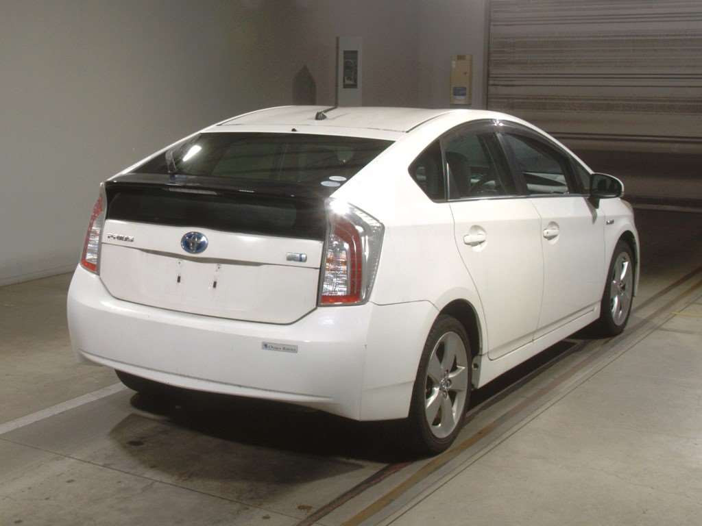 2012 Toyota Prius ZVW30[1]