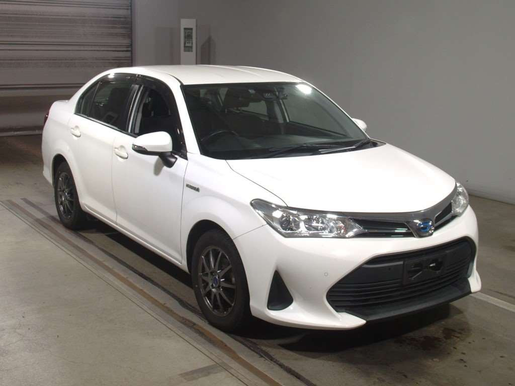 2019 Toyota Corolla Axio NKE165[2]