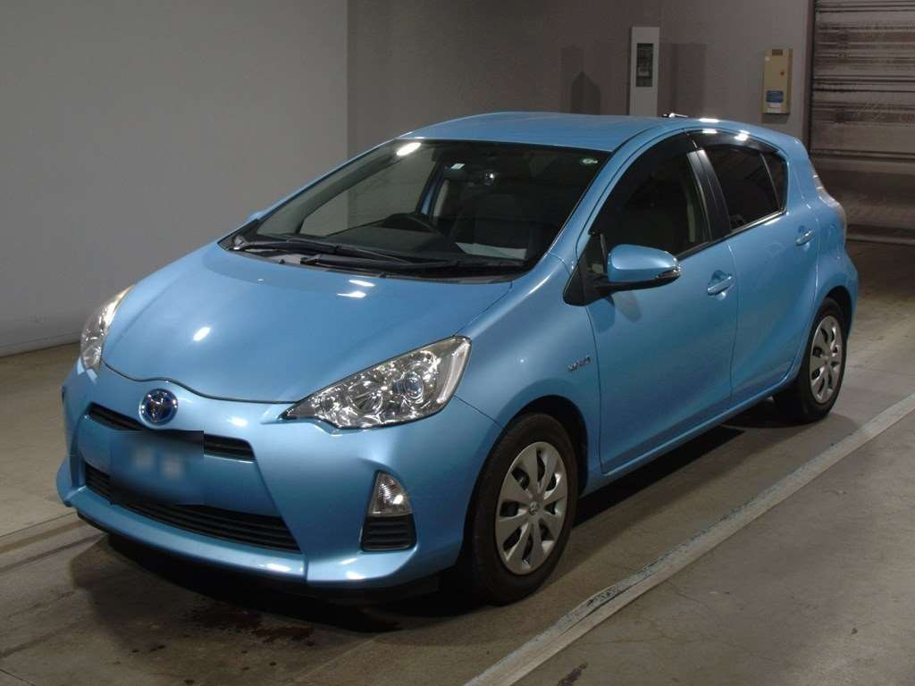 2014 Toyota Aqua NHP10[0]