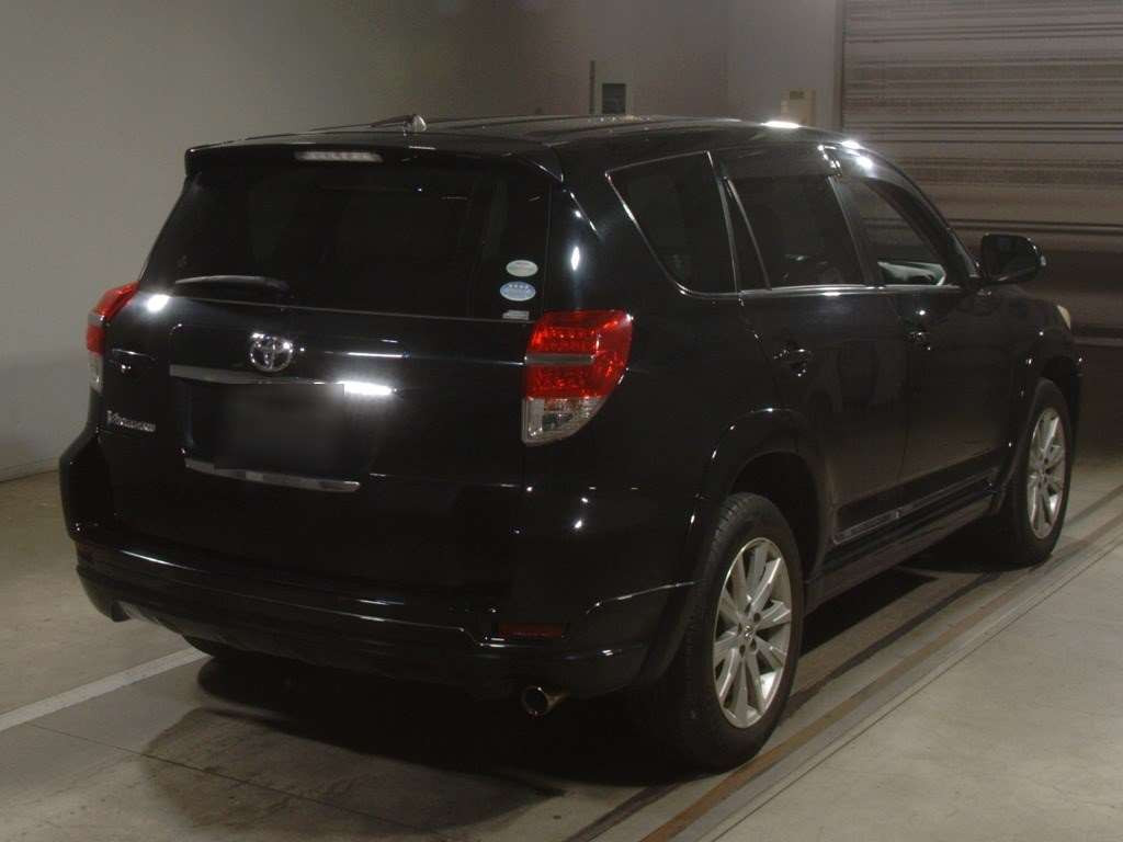 2011 Toyota Vanguard ACA38W[1]