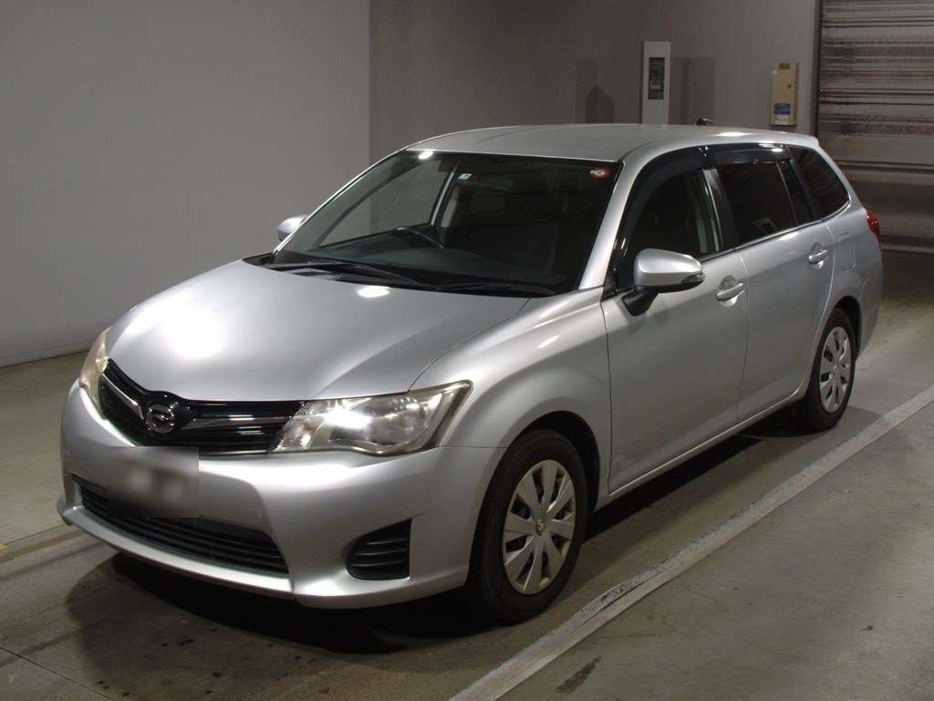 2013 Toyota Corolla Fielder NZE161G[0]