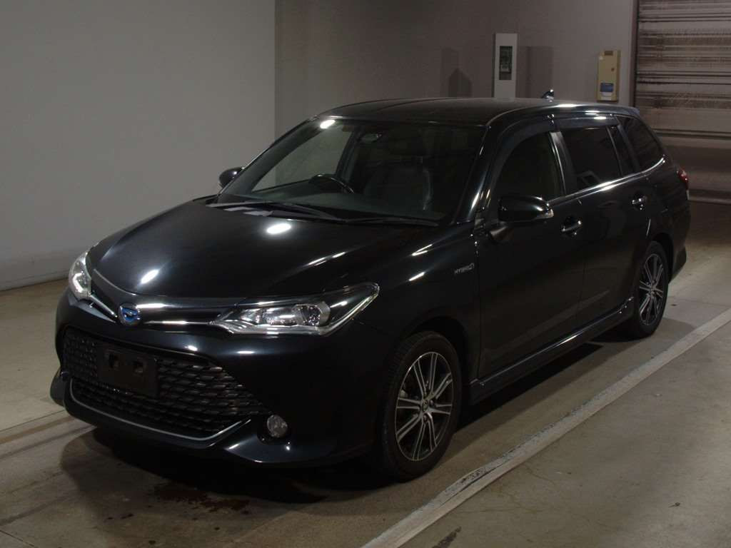 2015 Toyota Corolla Fielder NKE165G[0]