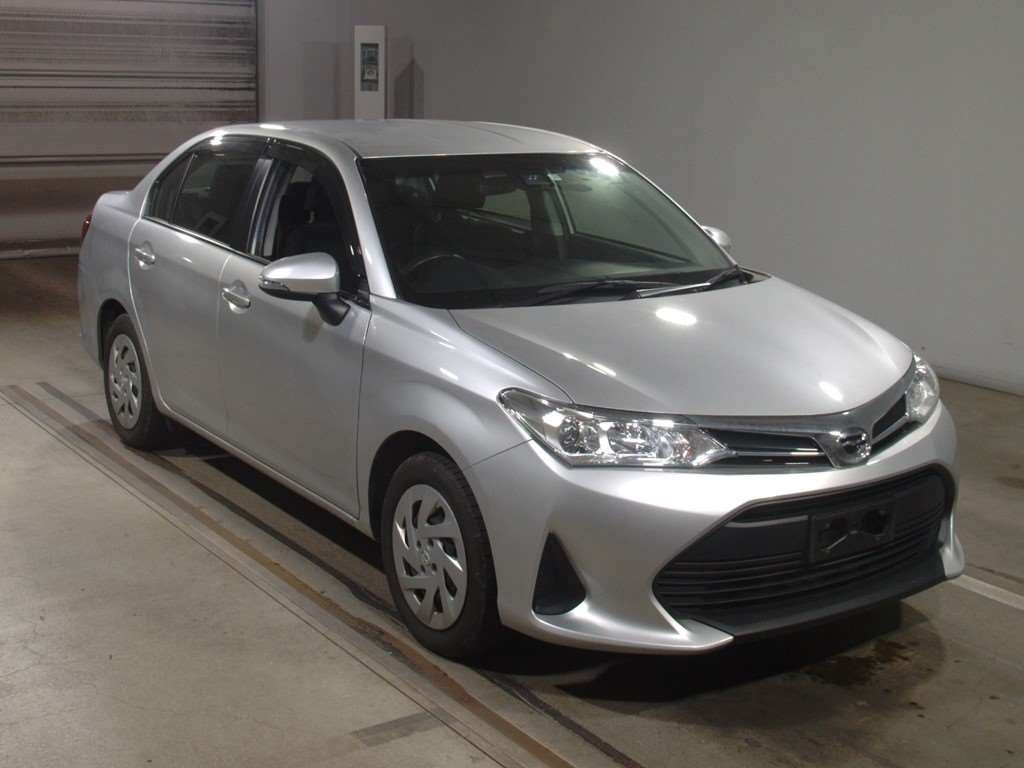 2019 Toyota Corolla Axio NRE161[2]