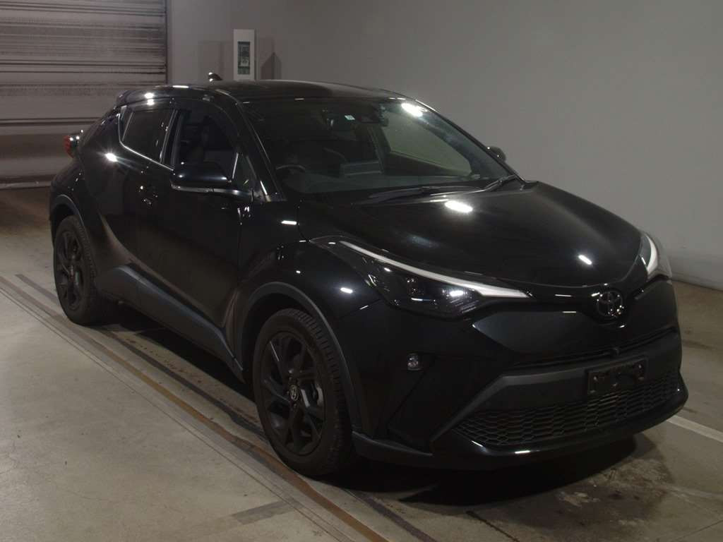 2021 Toyota C-HR NGX50[2]