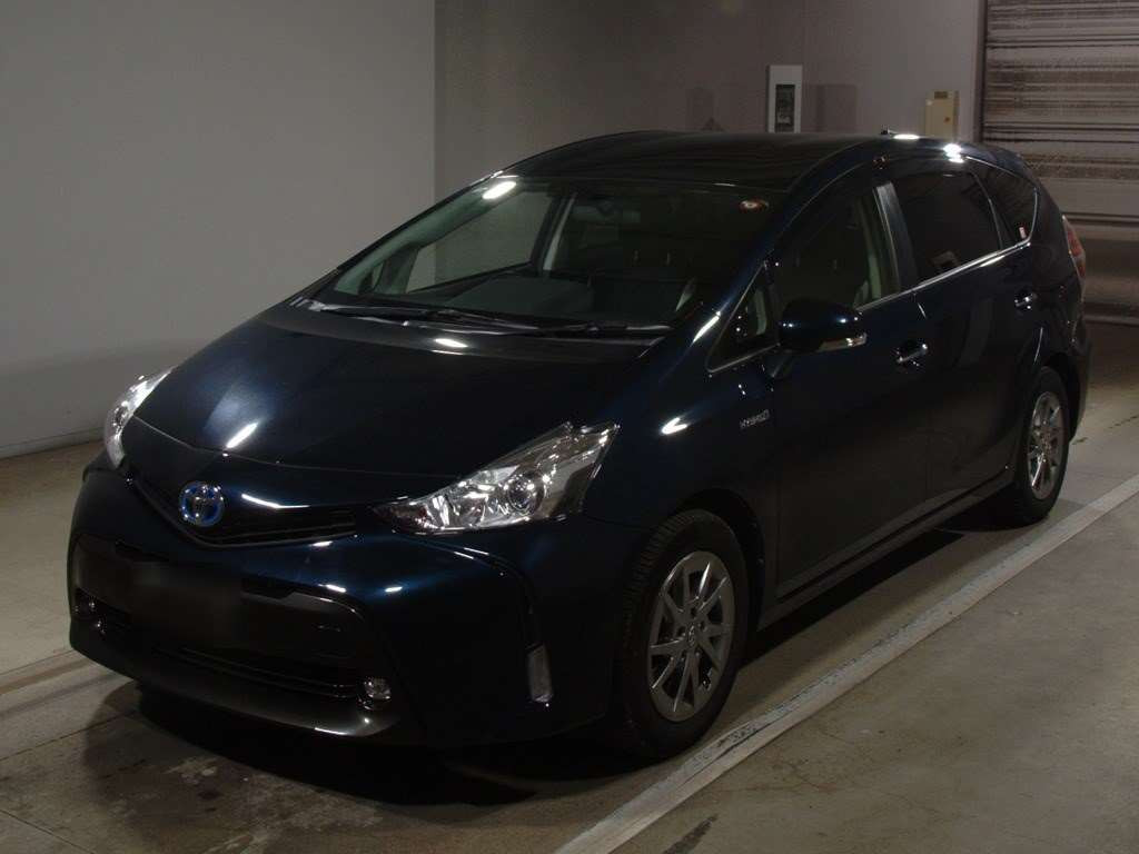 2016 Toyota Prius alpha ZVW41W[0]