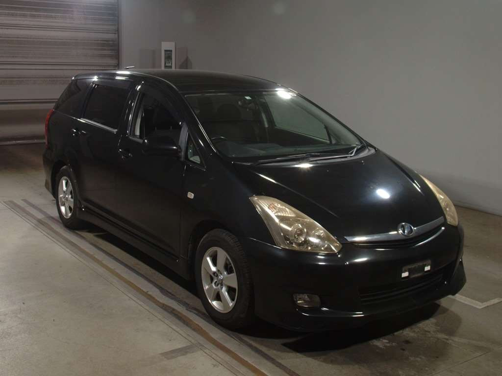 2006 Toyota Wish ZNE10G[2]