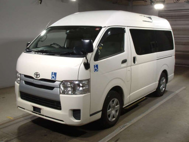 2018 Toyota Regiusace Van