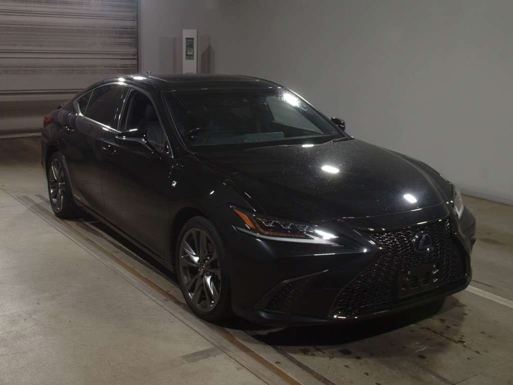 2020 Lexus ES AXZH10[2]