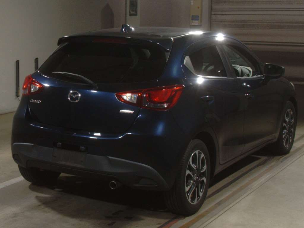 2017 Mazda Demio DJ5FS[1]