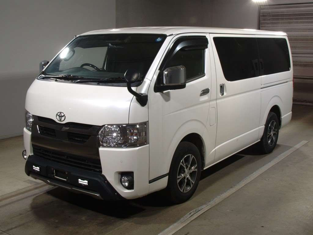 2021 Toyota Hiace Van GDH201V[0]