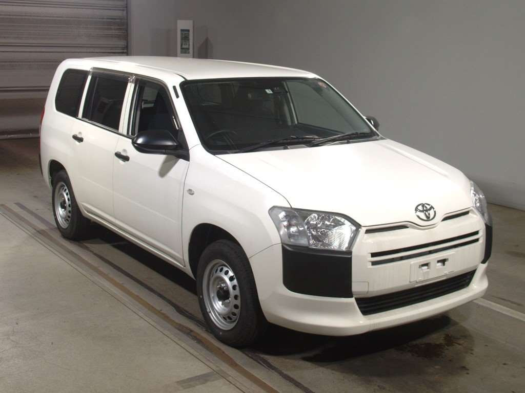 2022 Toyota Probox NCP165V[2]