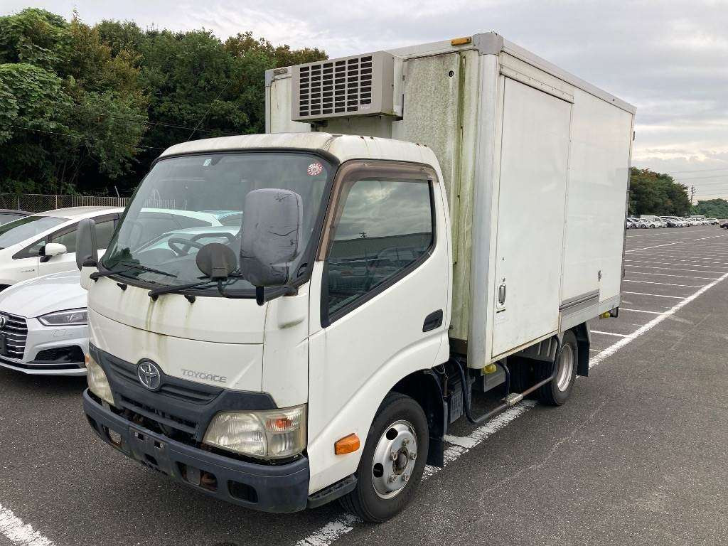 2011 Toyota Toyoace Truck XZU605[0]