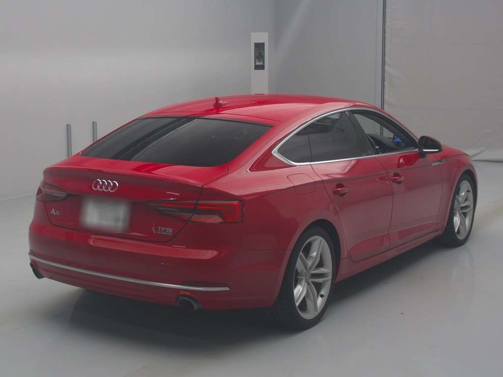 2017 Audi A5 Sportback F5CYRL[1]