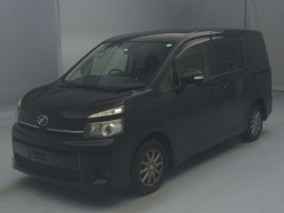 2012 Toyota Voxy