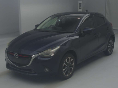 2016 Mazda Demio